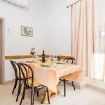 度假居 Nice Home In Moscenicka Draga With Wifi