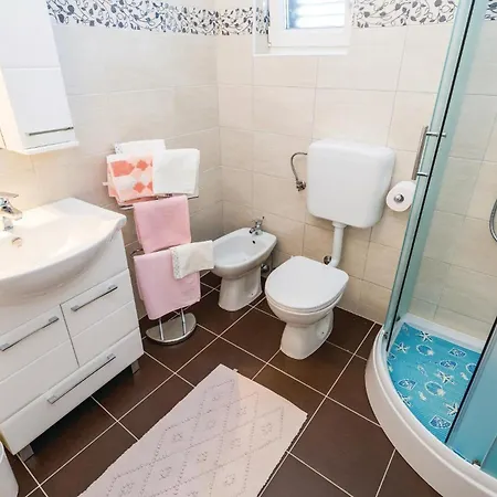 Nice Home In Moscenicka Draga With Wifi * Moscenicka Draga